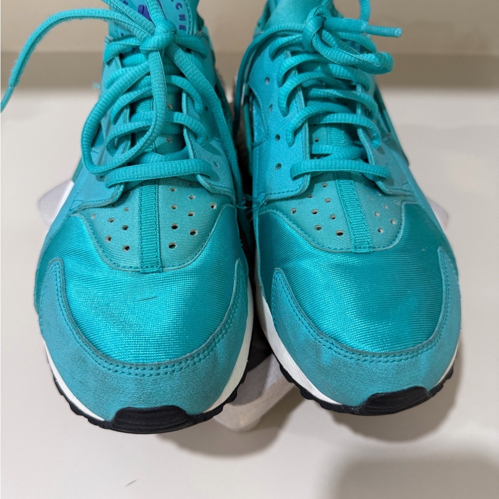 Nike Air Huarache Size 9 Teal/Turquoise Sneakers Lightweight  & Iconic Style - Picture 7 of 12